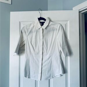 White House Black market WHBM 6 medium button down short sleeved blouse